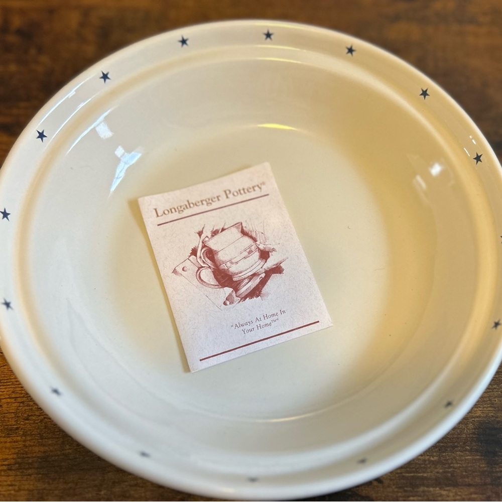 Longaberger All-American Blue and Cream Pie Plate🇺🇸Labor Day🇺🇸 - Picture 3 of 10